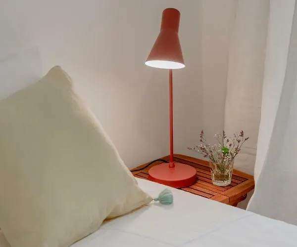 Bright & Spacious With Orange Tree Patio, By Timecooler Apartment